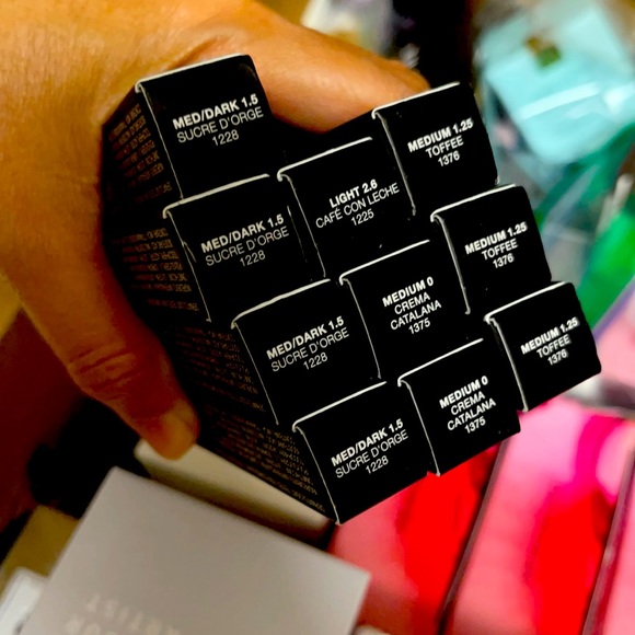 Nars Cosmetics Radiant Creamy Concealer Toffee - Picture 3 of 3